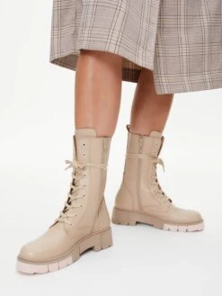 Laarzen Veterlaarzen Caro Dames Beige 10 Laarzen Veterlaarzen Caro Dames Beige -Damesschoenen Winkel 453e7a020918cf2915c73c1dbb6ba088